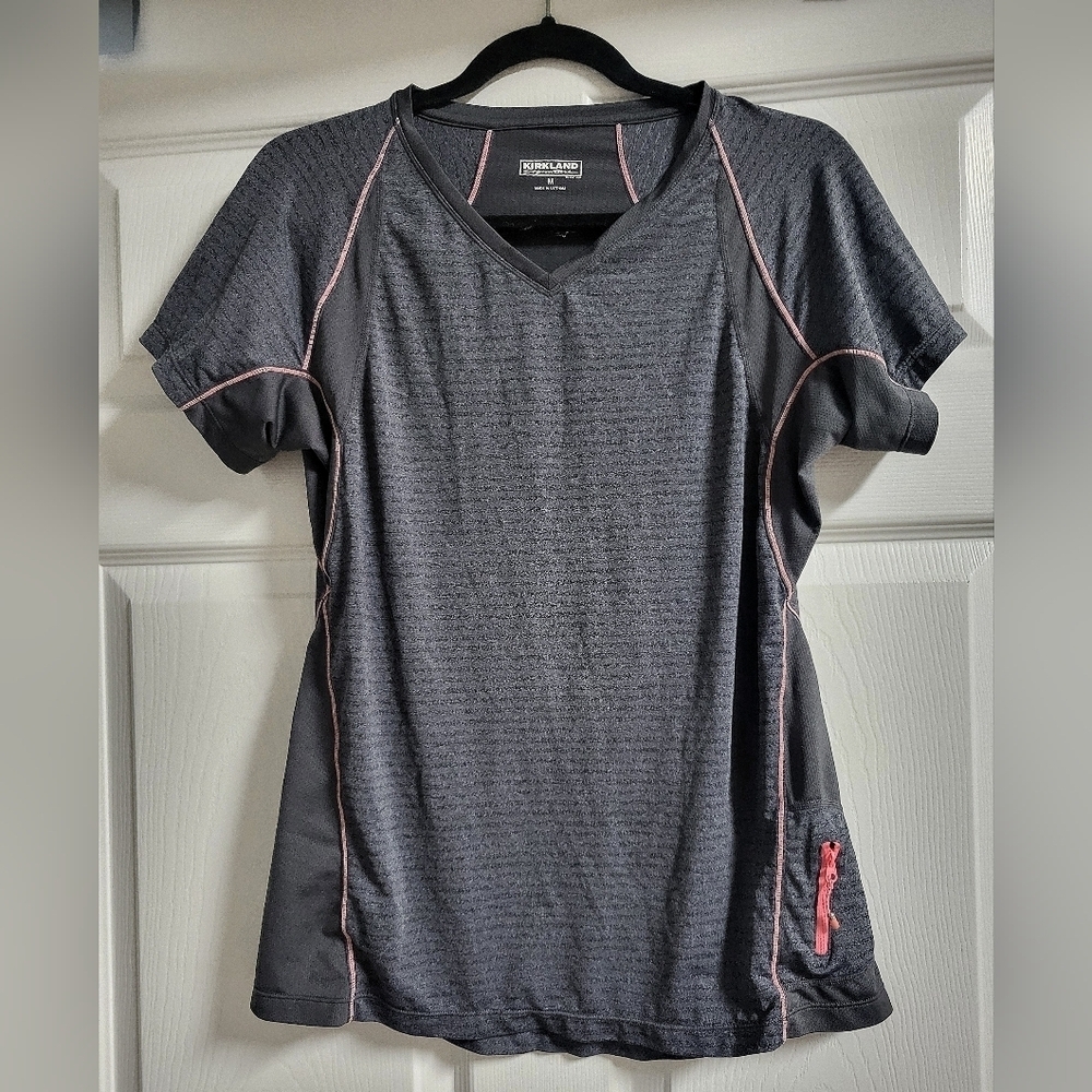 Kirkland - Women's Gray and Pink Yoga/Running Top- Size M